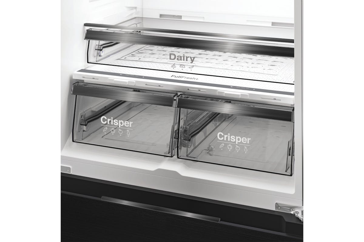 Whirlpool Freestanding American Fridge Freezer | WHG26513XK4UK-6