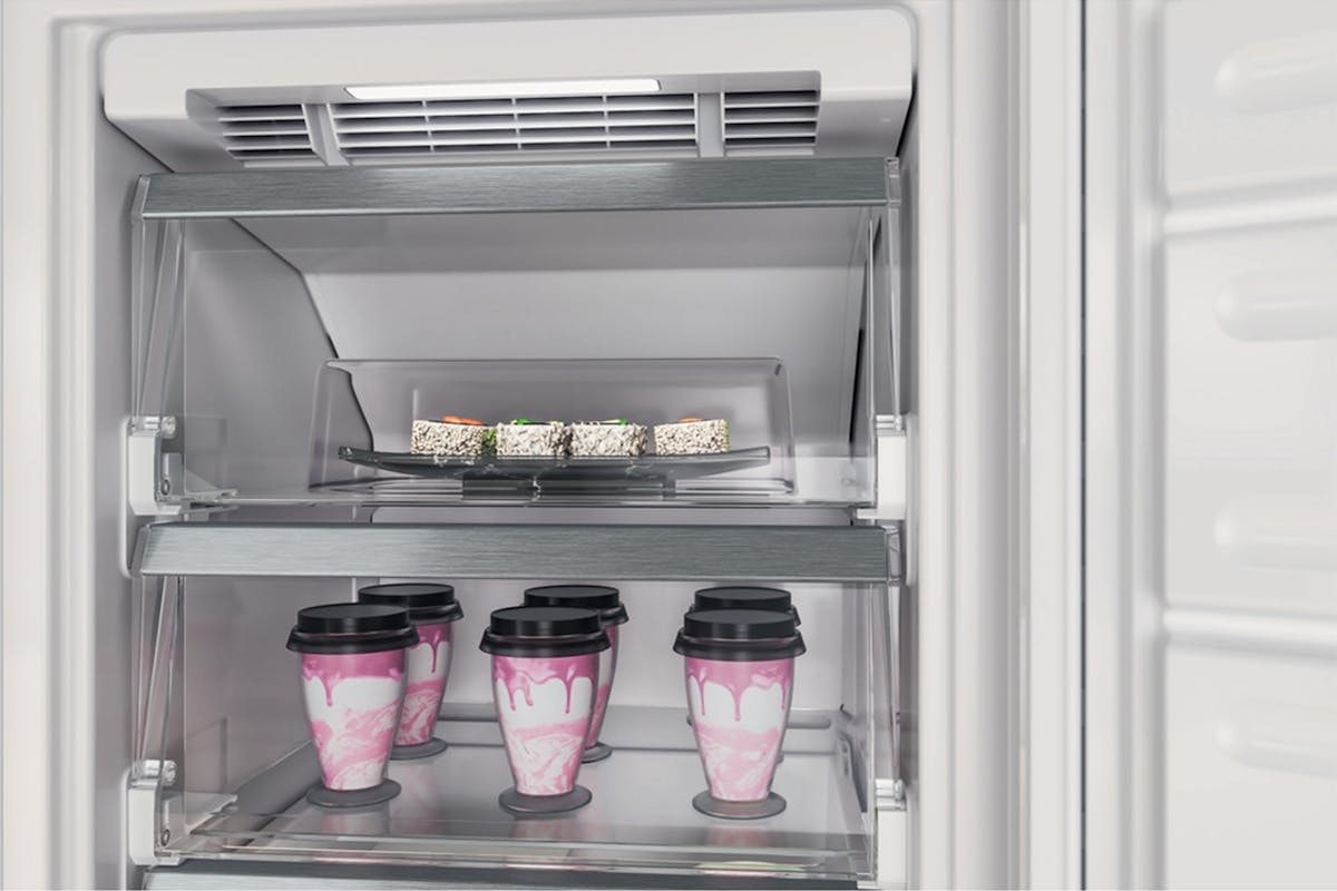 Whirlpool Integrated Upright Freezer | WHSD18F023C1-6