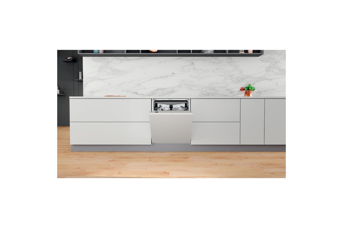 Whirlpool Integrated Dishwasher | 14 Place | WIC3C33PFEUK-8