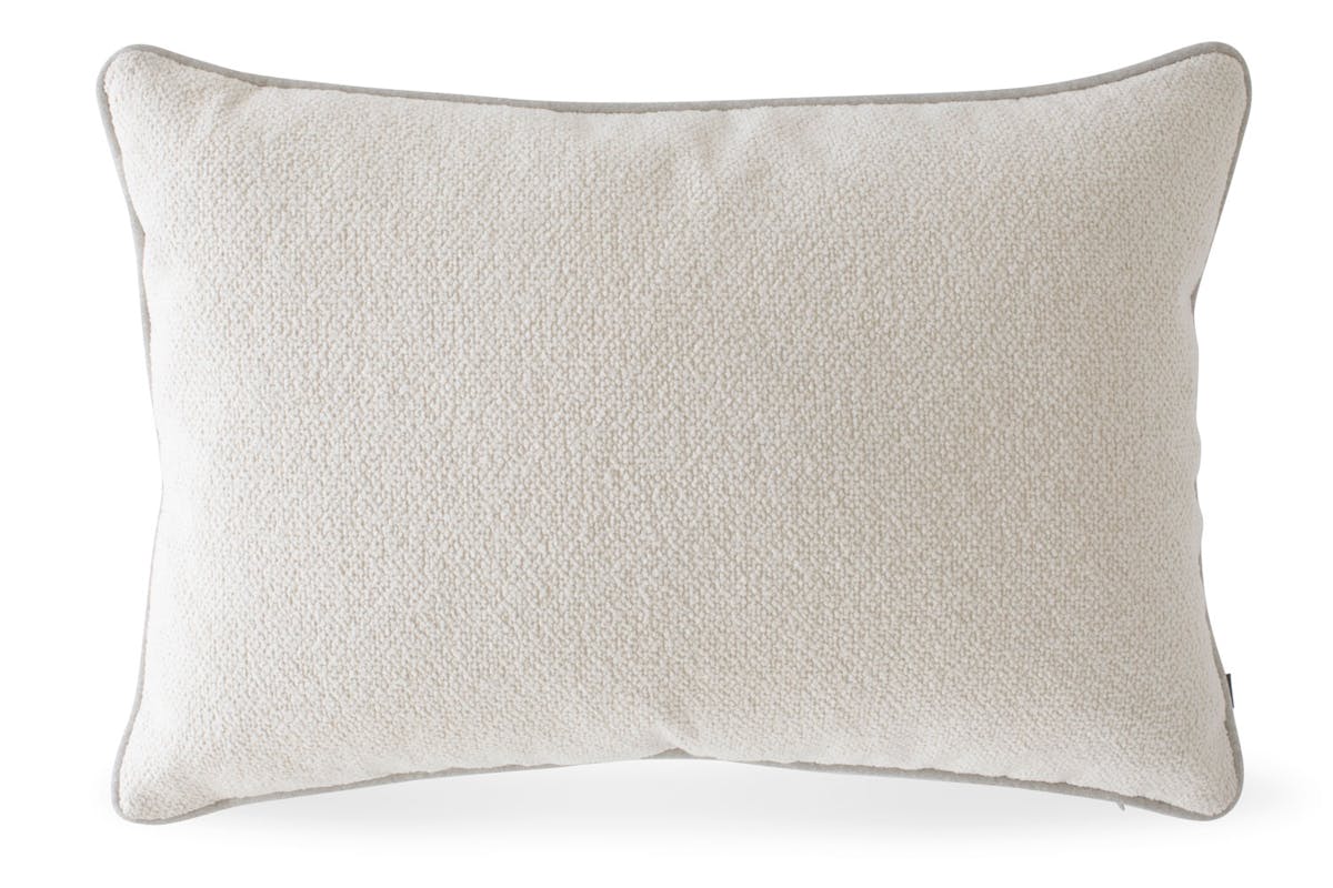 Boucle Piped Cushion | Natural | 40 x 60 cm