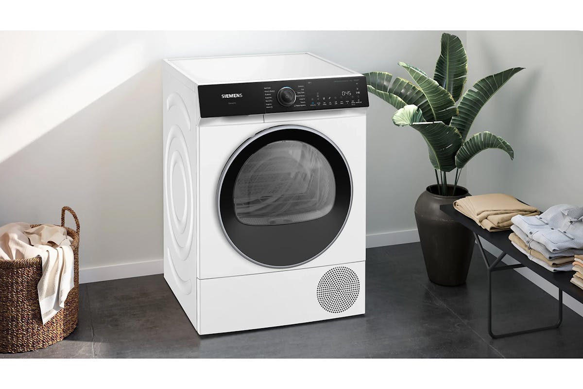 Siemens IQ500 9kg Heat Pump Tumble Dryer | WQ46H2D9IE-2