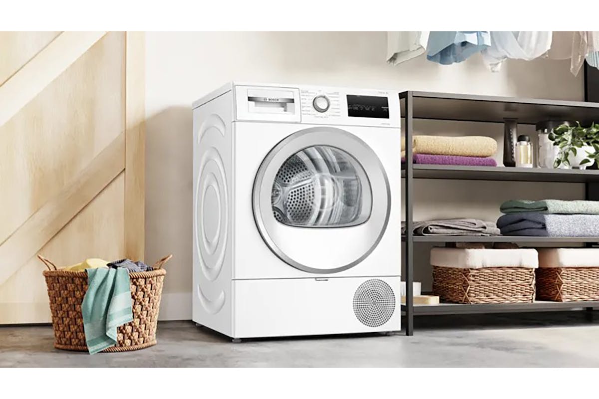 Bosch Series 4 8kg Heat Pump Tumble Dryer | WTH85224GB-2