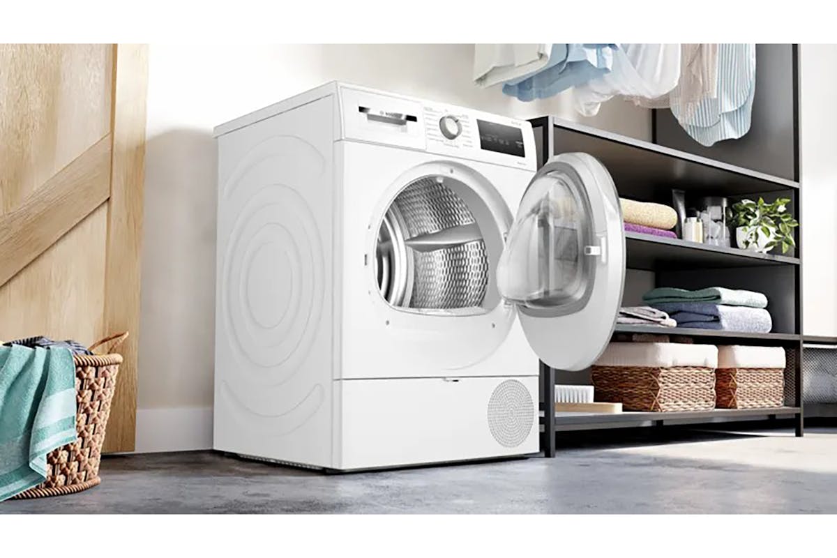 Bosch Series 4 8kg Heat Pump Tumble Dryer | WTH85224GB-4
