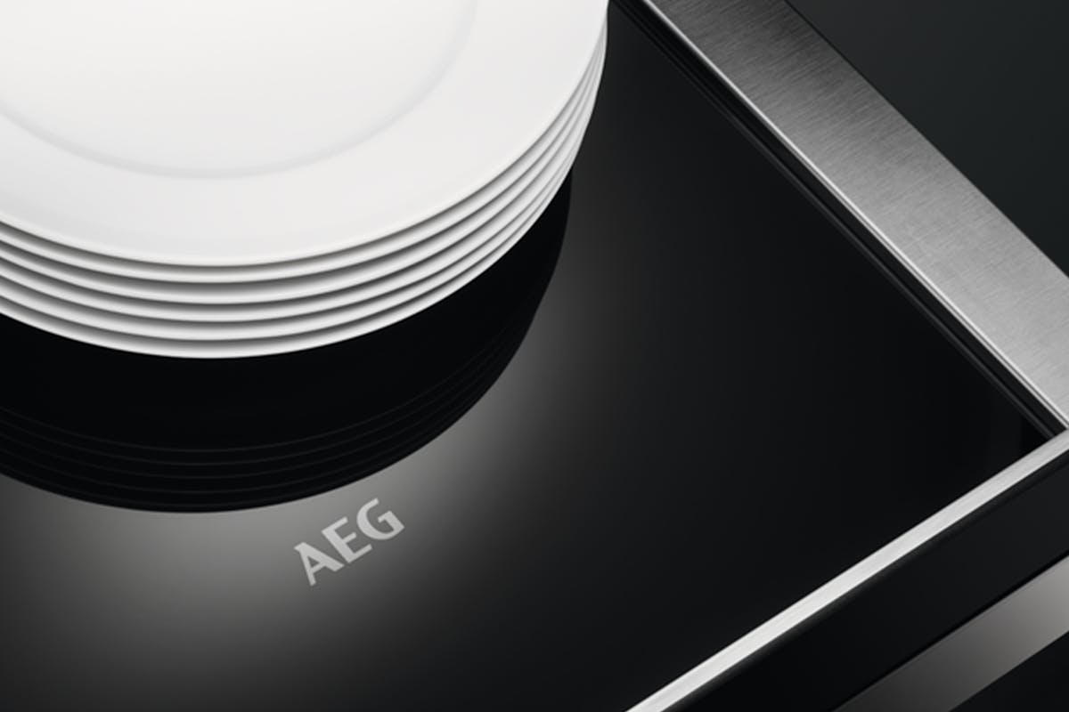 AEG Built-In Warming Drawer | KDK911424M-6