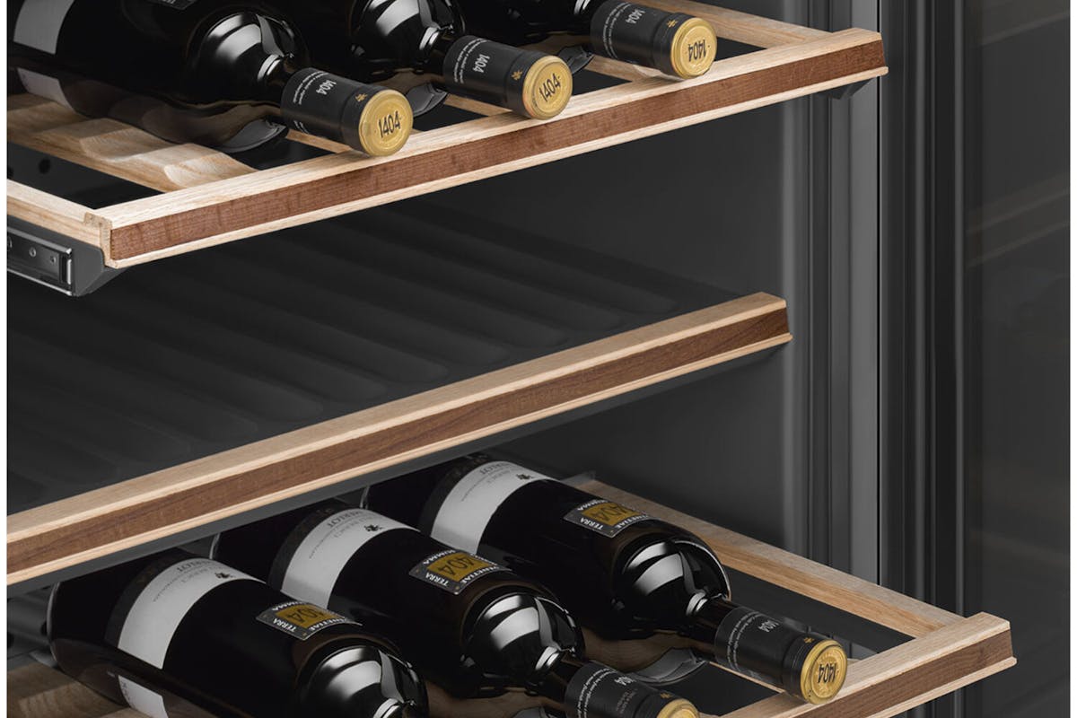 Smeg Linea Wine Cooler | Neptune Grey | CVI129G-3