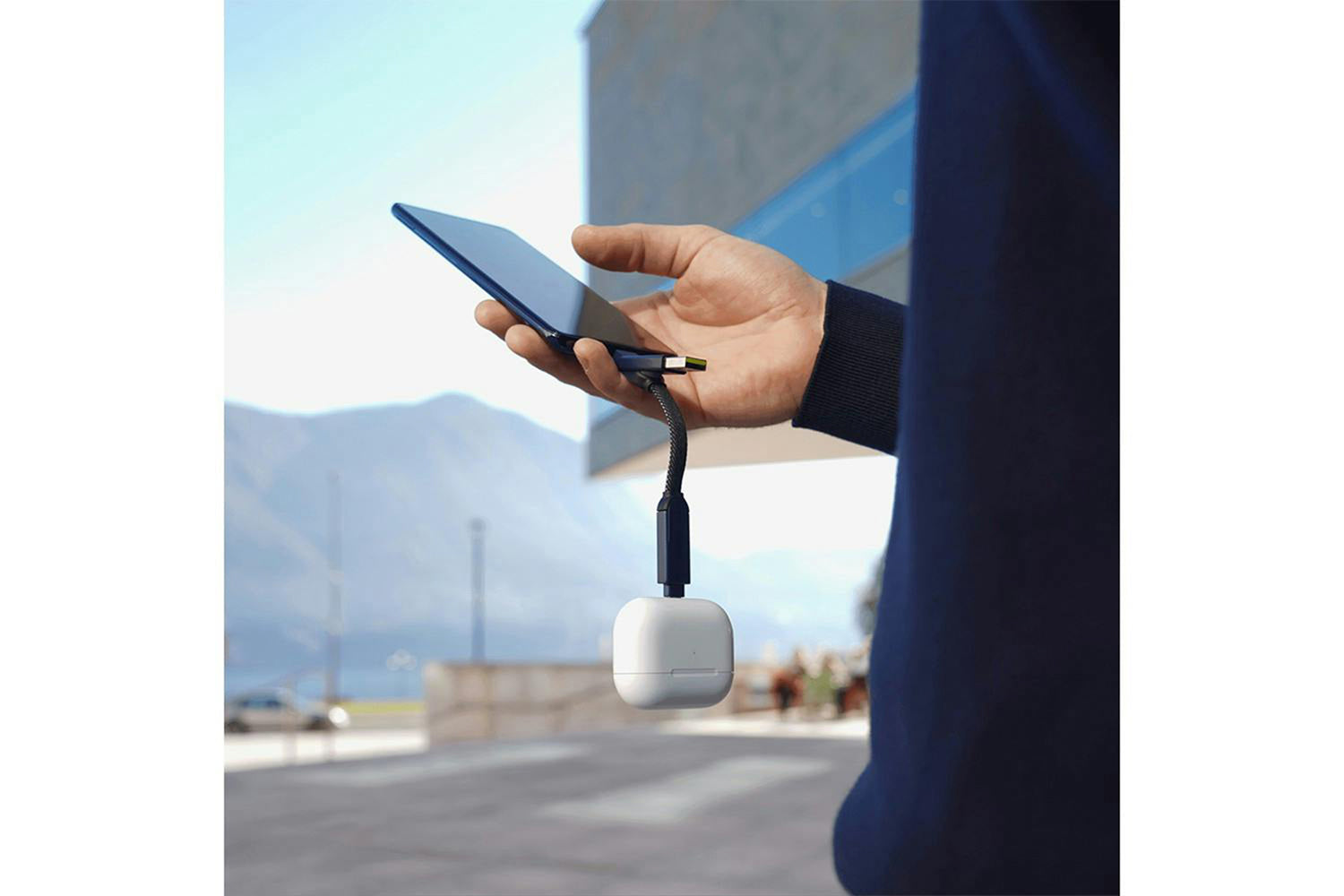Rolling Square InCharge X Cable | Lava Black-10