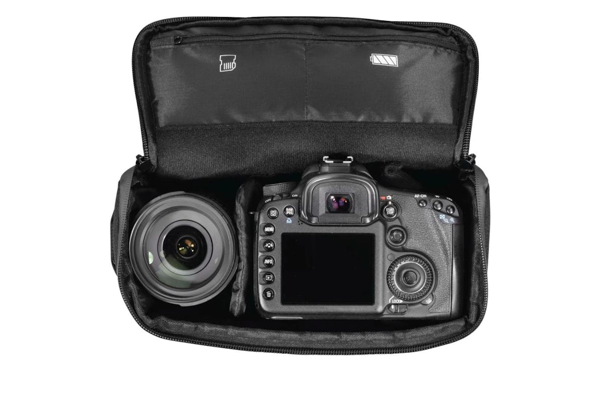 Hama Matera 135 Camera Bag | Black-11