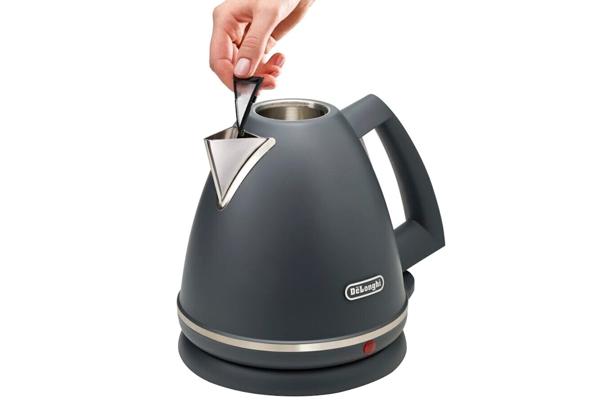 De'Longhi 1.7L Argento Silva Kettle | KBX3016.GY | Tactile Grey-5