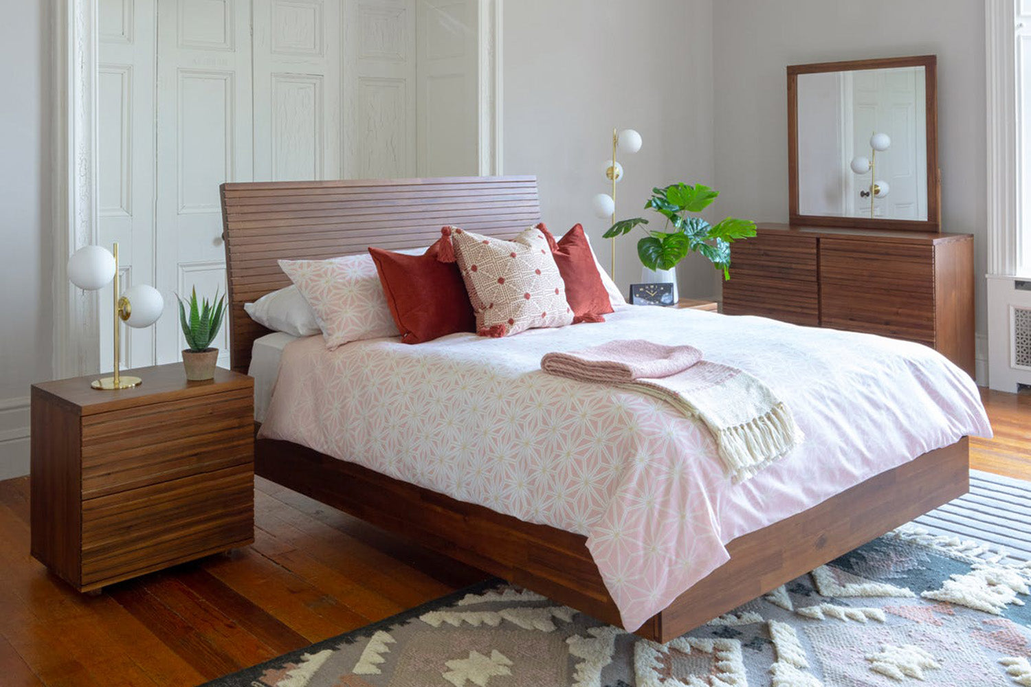 Mooring Bedside Table | 2 Drawer | Natural-2