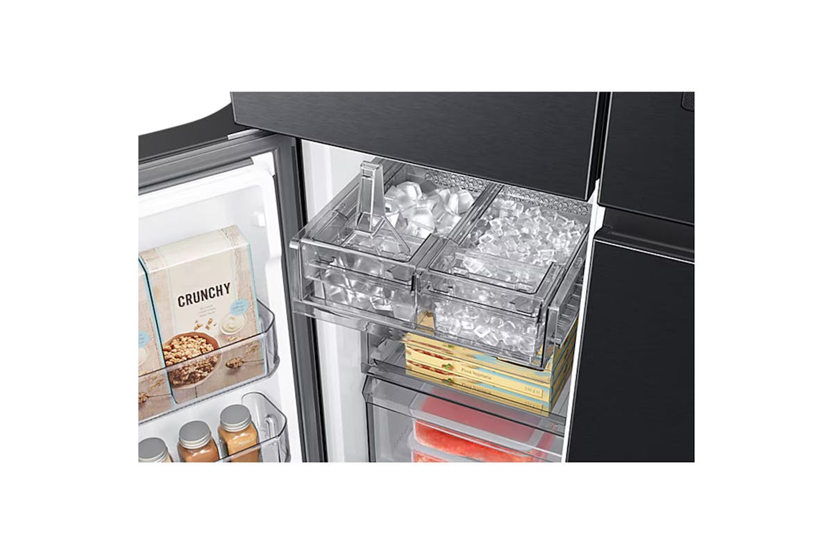 Samsung Family Hub French Style Smart Fridge Freezer with AI Vision Inside | RF65DG9H0EB1/EU-8